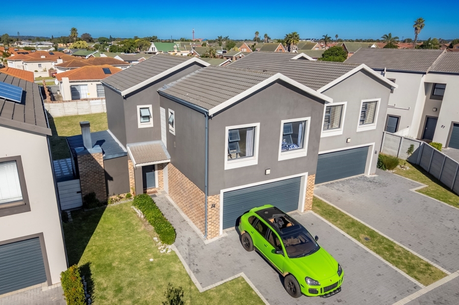 4 Bedroom Property for Sale in Westbrook Eastern Cape